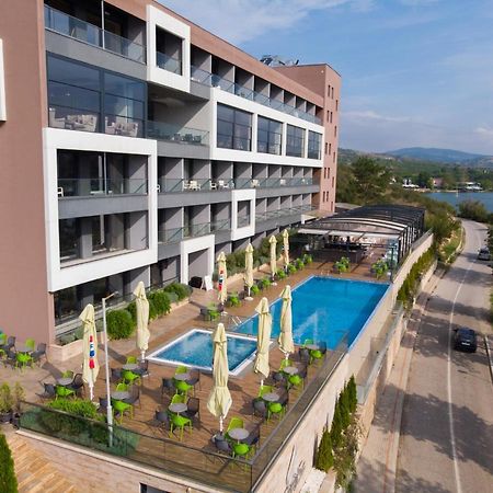 Glorius Hotel Veles Exterior photo