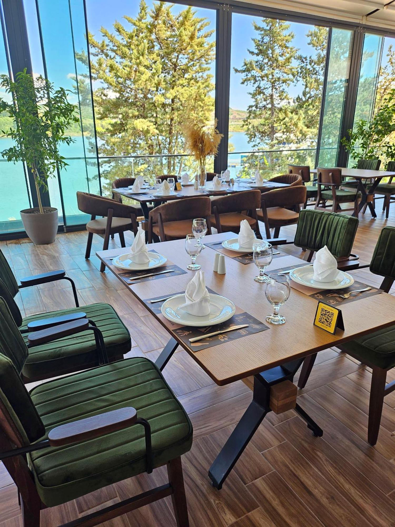 Glorius Hotel Veles Exterior photo